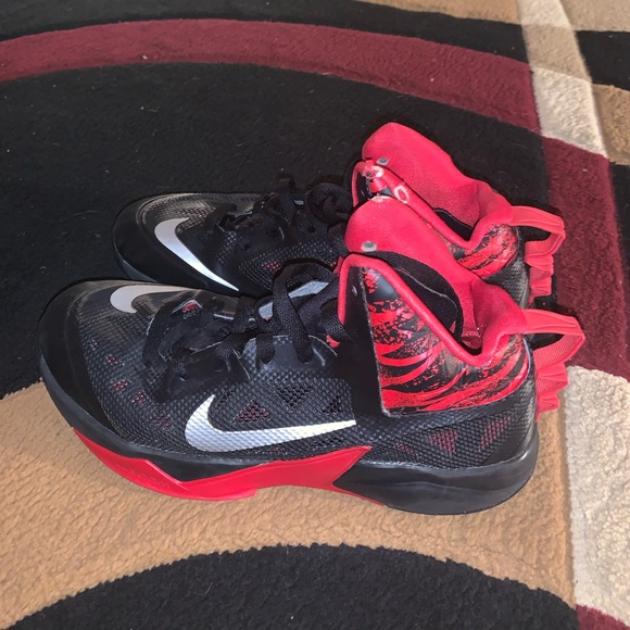 Nike Other - Red & Black Nike Hypefuse Sneakers